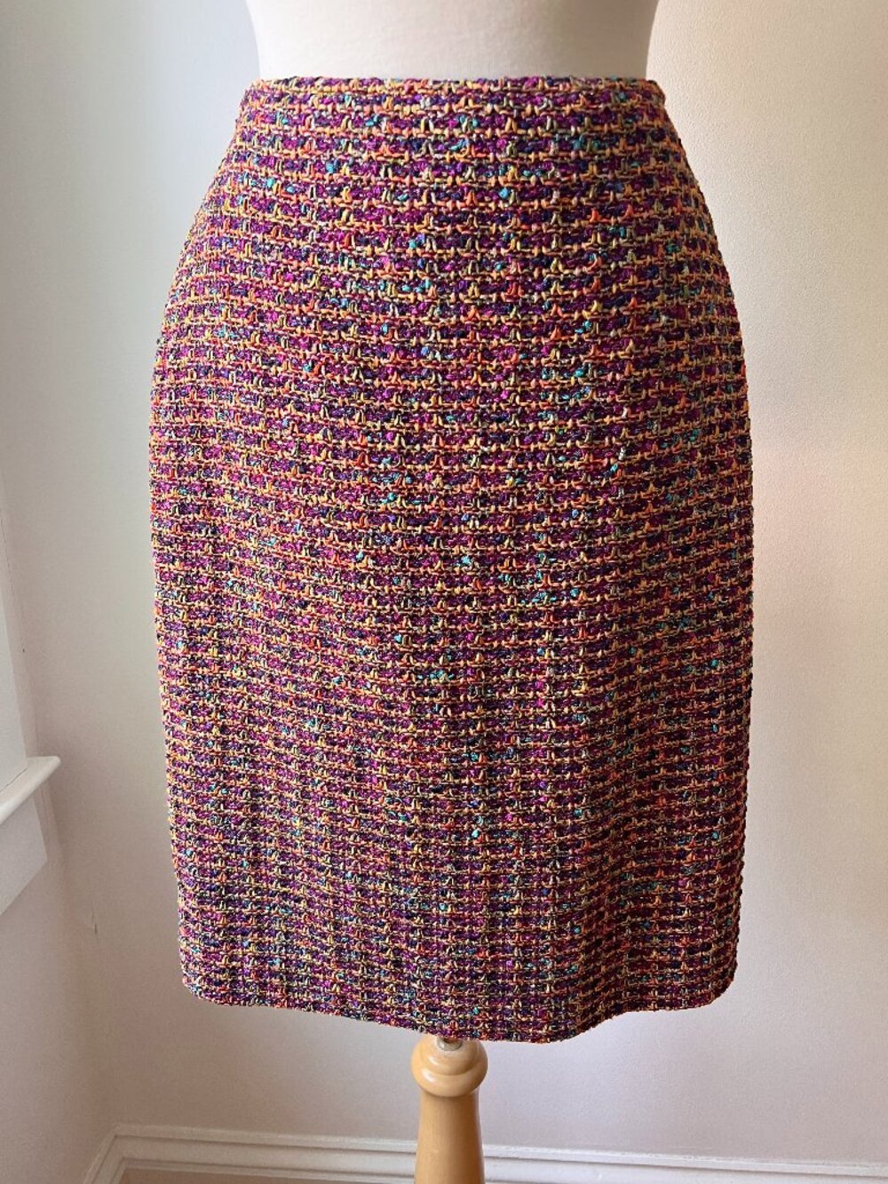 Vintage St John ribbon skirt size med, Multicolor Bouclé Skirt